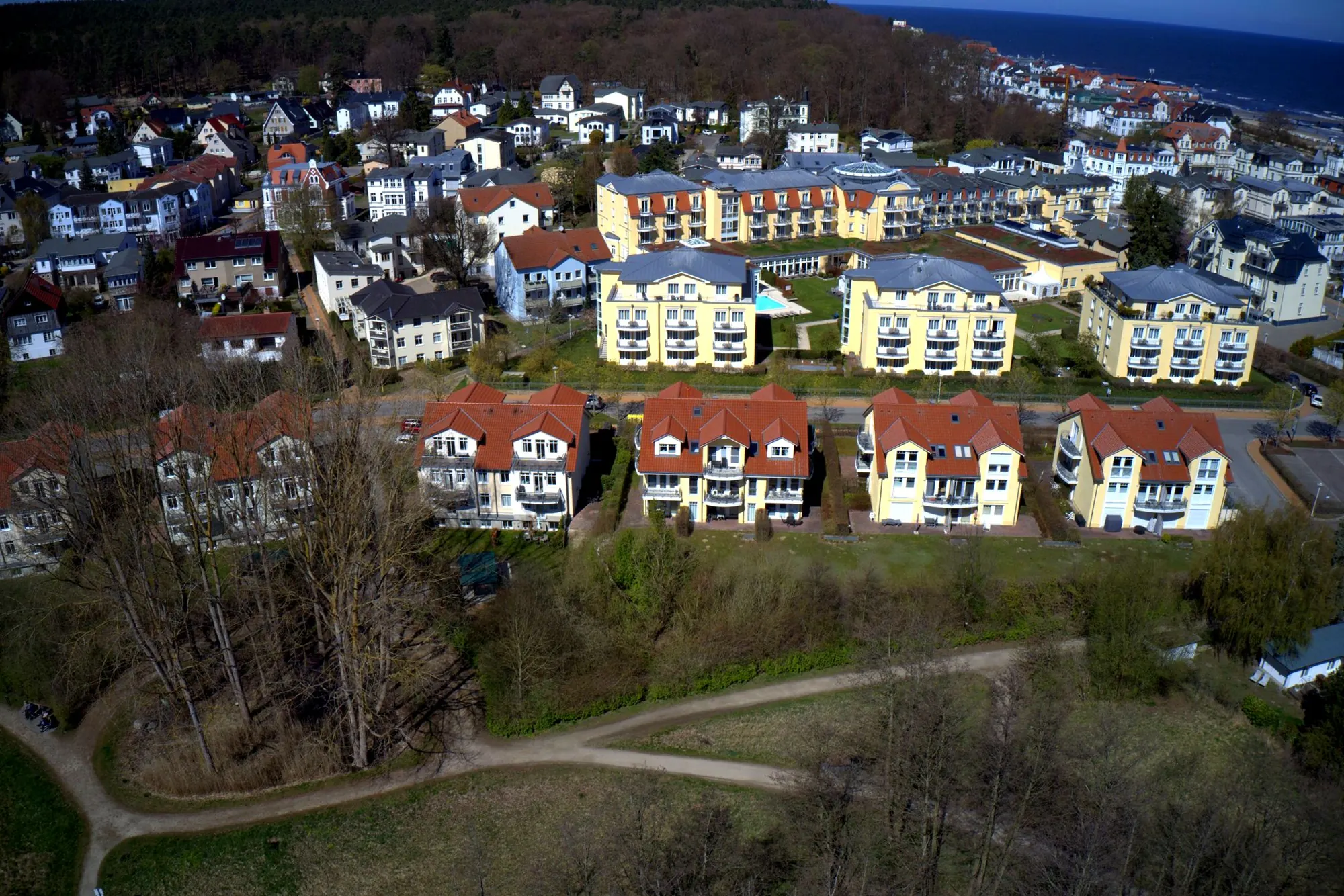 Reel-Vorschau: Ferienanlage aus der Luft